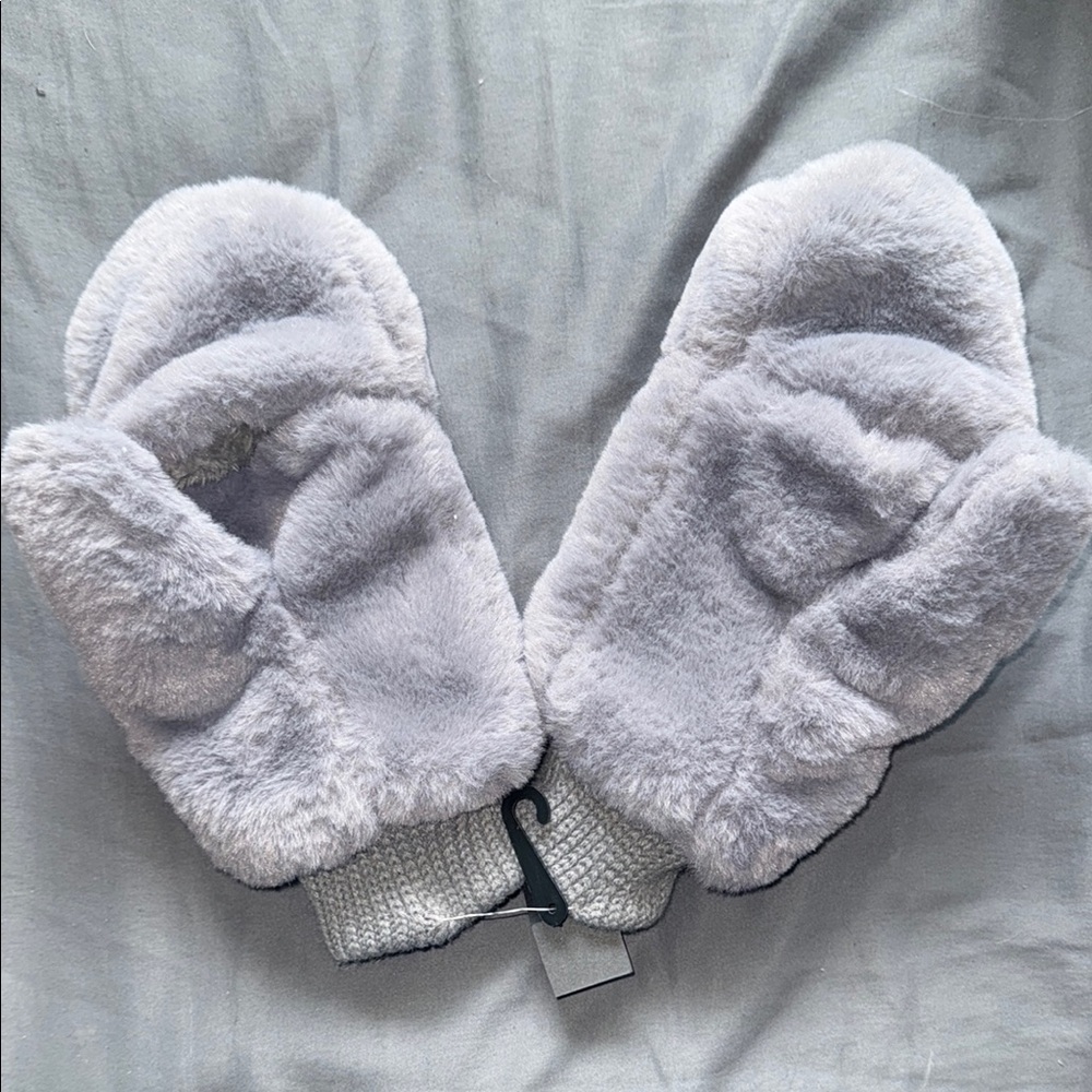 Cozy Gray Faux Fur Mittens
